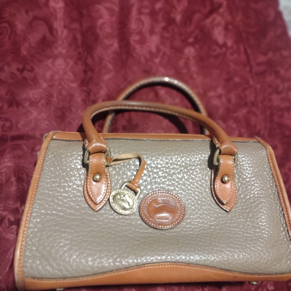 Classic Tan and Brown Leather Handbag